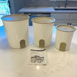 Never Used Tupperware One Touch Reminder Canister Set